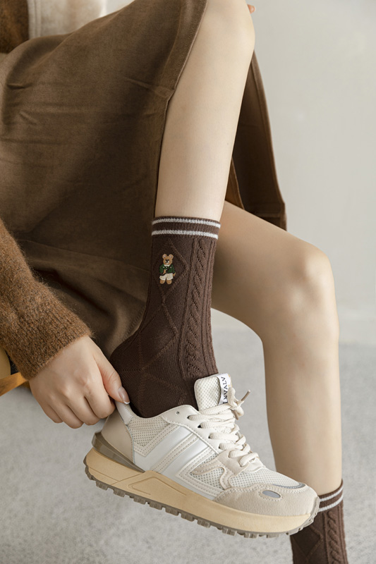 买袜子到专卖店买